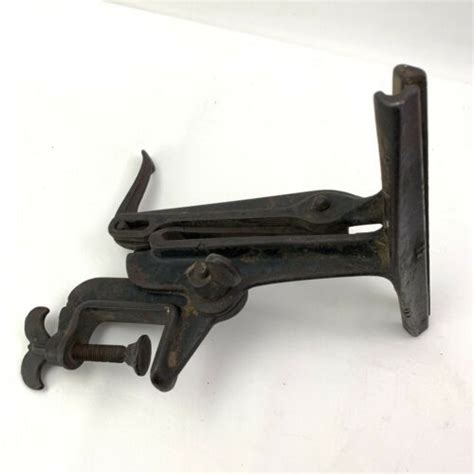 Vintage ~ Hand Saw Sharpening Vise ~ STOVER MFG. CO. ~ No. 12 - Vises, Clamps