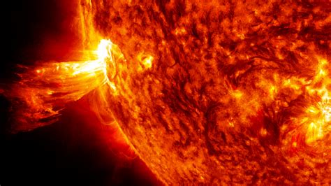 When Solar Storms Attack: Space Weather and our Infrastructure | NOAA ...