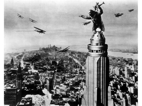 This Week in History: 1933 A giant ape climbs the Empire State ...