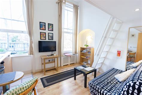 Is it Better to Rent a Furnished Flat in London? Studio Flats London