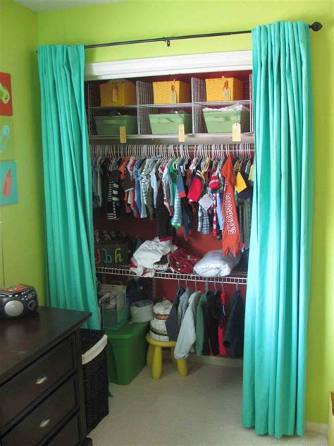 Bobayule.com - Bobayule On Budget Ideas | Curtains for closet doors, Old closet doors, Diy ...