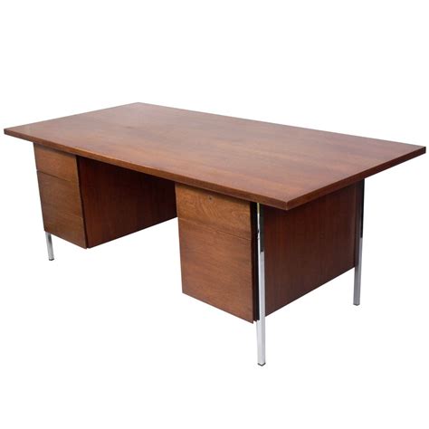 Modern Executive Desk by Florence Knoll at 1stDibs