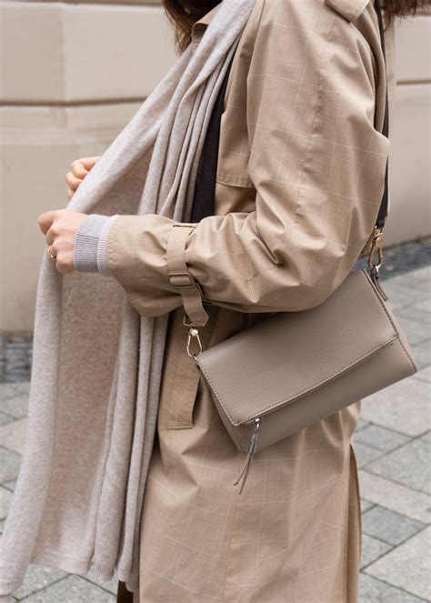 Beige Layers & Staggered Pearls ~ Autumn Fashion — RG Daily