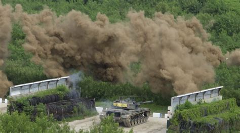 Taiwan military shows off its mettle with latest combat drills - Live ...