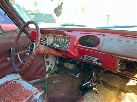 1962 Plymouth Valiant @ Barn finds for sale