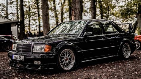 Mercedes-Benz 190e AMG : r/carporn