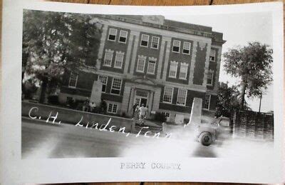 Linden, TN 1950s Realphoto Postcard: Perry County Court House ...