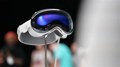 「Apple Vision Pro」の機能、外観、価格--アップル初のAR/VRヘッドセットを知る - ZDNET Japan