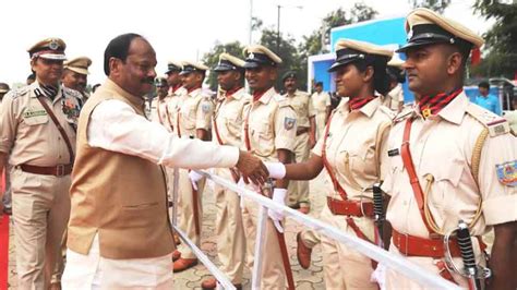 More than 300 engineers and science graduates join Jharkhand Police ...