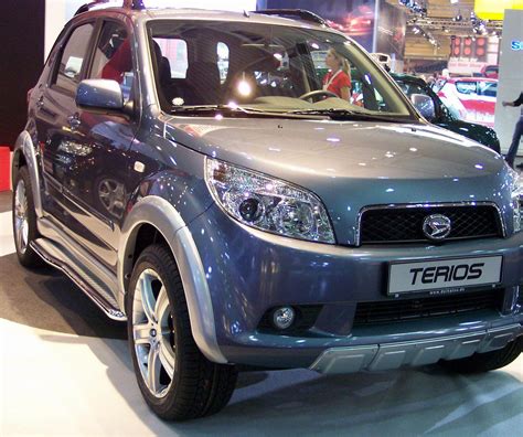 Daihatsu Terios Photos and Specs. Photo: Daihatsu Terios model and 25 perfect photos of Daihatsu ...