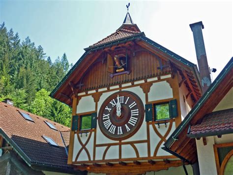 World's Largest Cuckoo Clock – Schonach im Schwarzwald, Germany - Atlas ...