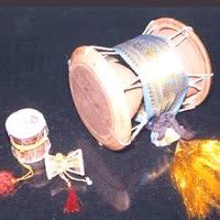 Anyone can learn music: Indian Musical Instruments: Mridangam - Vichitra Veena