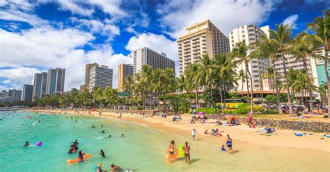 Actually Cool Things to Do in Honolulu Right Now When Someone Visits ...