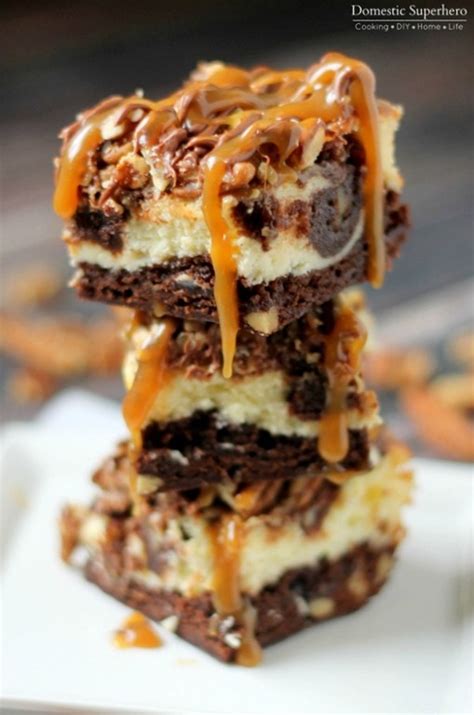 Turtle Cheesecake Brownies - An Easy Cheesecake Recipe