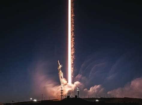 HD wallpaper: Technology, SpaceX, Falcon 9, Lift-Off, Rocket, sky, industry | Wallpaper Flare