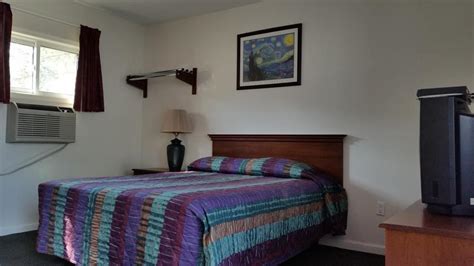 Budget Motor Inn- Stony Point from $70. Stony Point Hotel Deals & Reviews - KAYAK