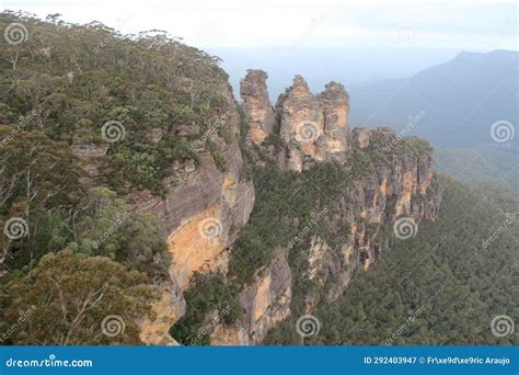 Three Sisters - Blue Mountains - Australia Stock Image - Image of hill ...