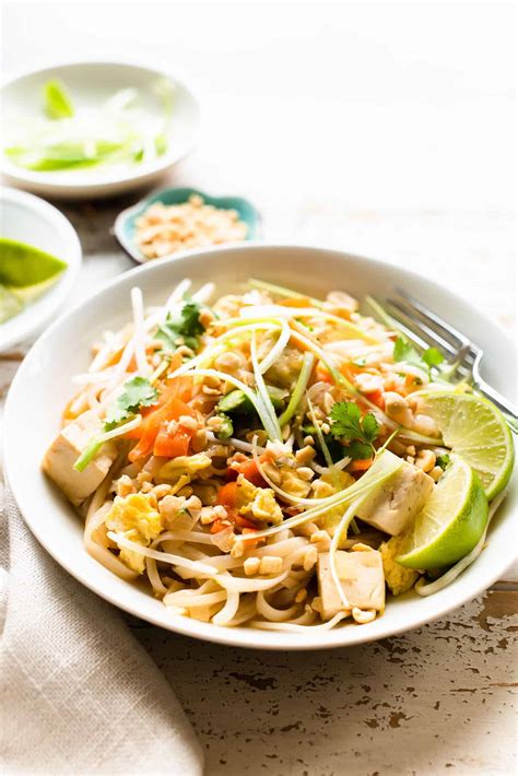 Vegetarian Pad Thai (Instant Pot) - Kitchen Confidante®