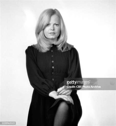 Sally Struthers Photos Photos and Premium High Res Pictures - Getty Images