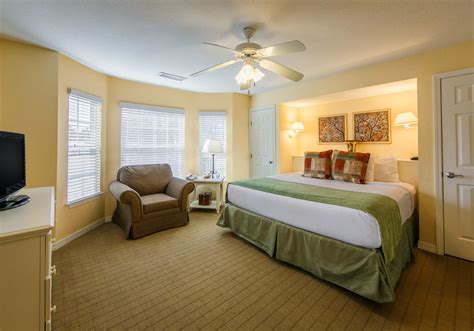 Hill Country Resort Pictures - Two-Bedroom Presidential Lock-Off | HolidayInnClub.com