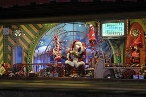 Macy's Christmas window. in 2022 | Christmas window display, Holiday ...