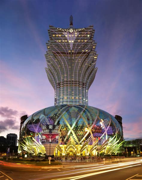 Wake Up Here: Grand Lisboa Macau - Macau Lifestyle