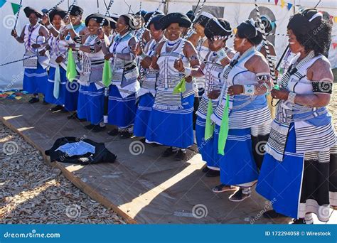 Xhosa Women Wearing Traditional Clothes At The National Arts Festival ...