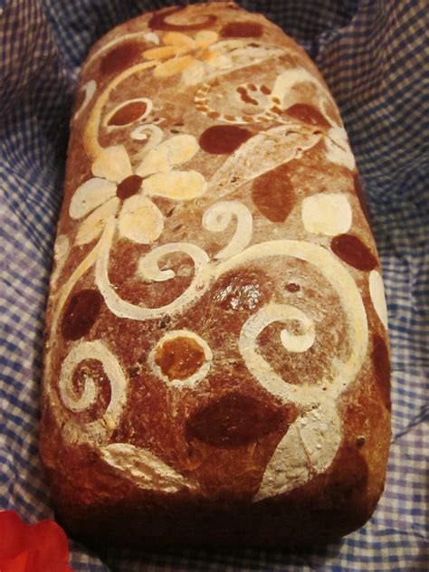 Chef Tess Bakeresse: Painted Whole Grain Bread for Momma