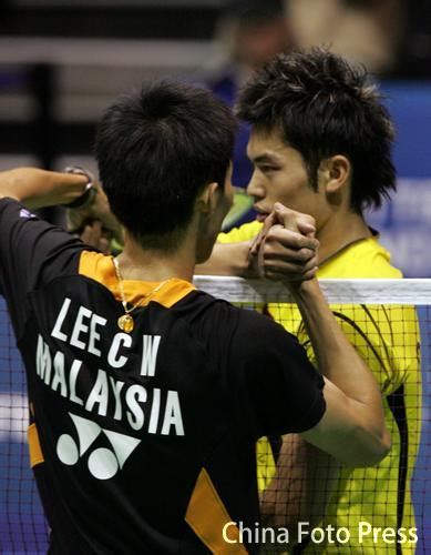 Lee Chong Wei vs Lin Dan in Beijing Olympic Final - i'm saimatkong