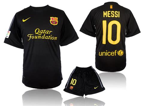 Lionel Messi Zone: Lionel Messi Away Short Jersey For FC Barcelona 2011 ...