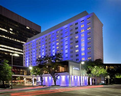 Hilton Americas - Houston - Now $111 (Was $̶1̶4̶7̶) - UPDATED 2017 ...