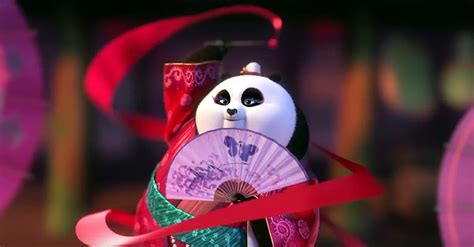 Po Can't Look Away From Mei Mei in New 'Kung Fu Panda 3' Clip