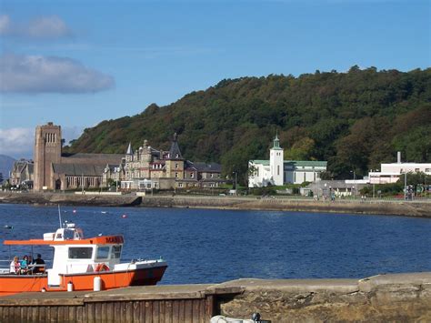 The bay in Oban Scotland | Beautiful places, Oban scotland, Places