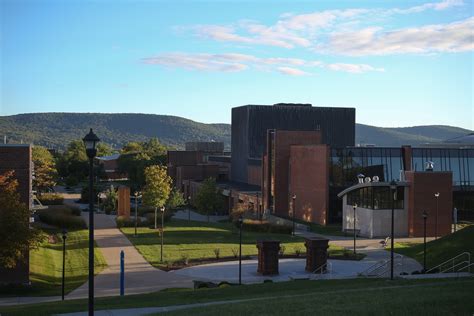 SUNY Oneonta - Modern Campus Catalog™