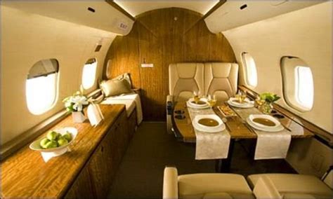 Haute Jet of the Week: Bombardier Challenger Private Jet 300 - Luxury Watch Trends 2018 ...