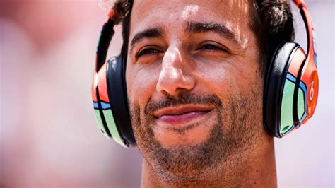 Daniel Ricciardo denies 'FEM' on his Monaco helmet was 'directed at anyone' : PlanetF1