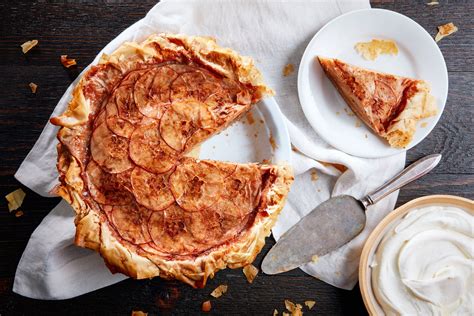 3 Ways to Make Pie Without Making Pie Crust for Thanksgiving | Epicurious