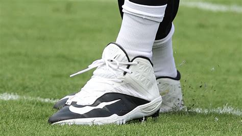 What Pros Wear: Rob Gronkowski's Nike Zoom Code Elite Cleats - What ...