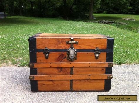 ANTIQUE REFINISHED STEAMER CHEST VINTAGE FLAT TOP COFFEE TABLE TRUNK W/ TRAY for Sale in United ...