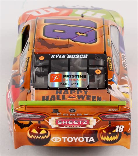 Kyle Busch Signed NASCAR #18 2017 M&M's Halloween Camry - 1:24 Premium ...