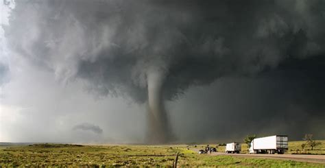 Tornado causes significant damage in Texas; AccuWeather alerts businesses first