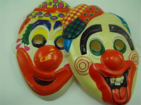 Creepy Clown Mask Two Vintage Halloween Masks | Halloween masks, Diy halloween costumes easy ...