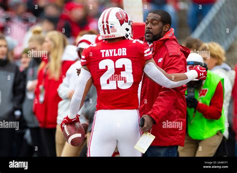 Ron dayne wisconsin badgers hi-res stock photography and images - Alamy