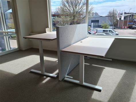 Sit-stand desk Linak® | height adjustable