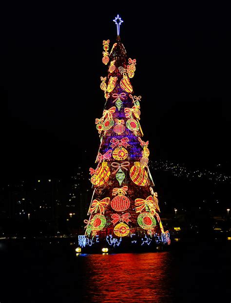 Christmas Tree at Lagoa Rodrigo de Freitas in Rio de Janei… | Flickr