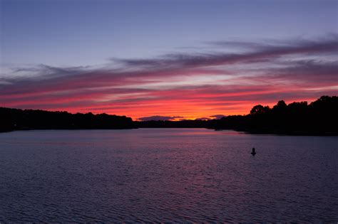 Lake Norman Sunset [5087 x 3391] [OC] : Charlotte