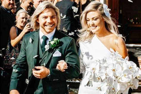 Faf de Klerk and Miné van Niekerk Tie The Knot! – CBD Marketing South ...