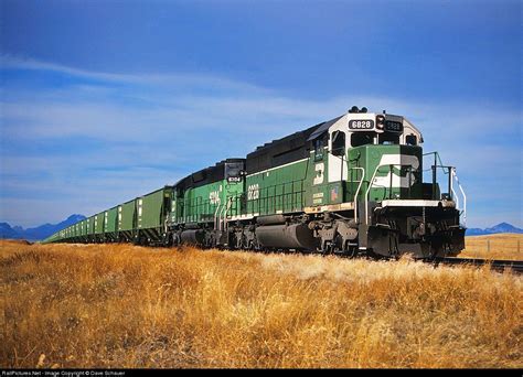 RailPictures.Net Photo: BN 6828 Burlington Northern Railroad EMD SD40-2 ...