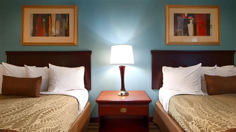 Best Western Plus Sikeston Hotel, MO - See Discounts