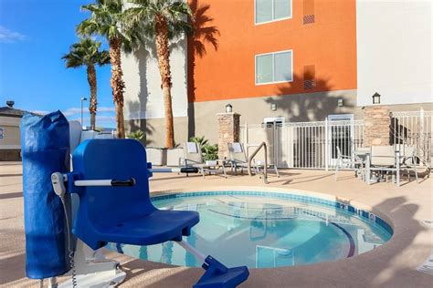 Holiday Inn Express Las Vegas - Stadium Area, an IHG Hotel Pool: Pictures & Reviews - Tripadvisor